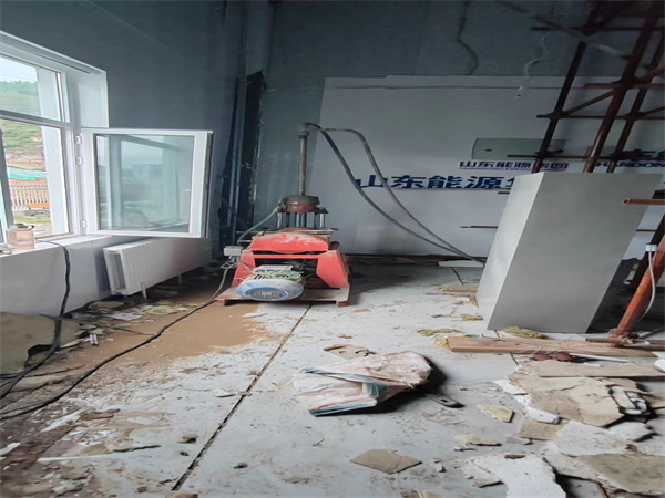 渭滨地基基础下沉墙体裂缝加固注浆顶升施工