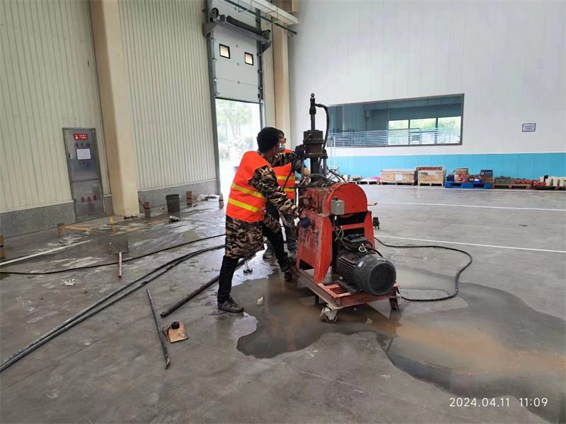 渭滨厂房地面下沉塌陷注浆加固施工